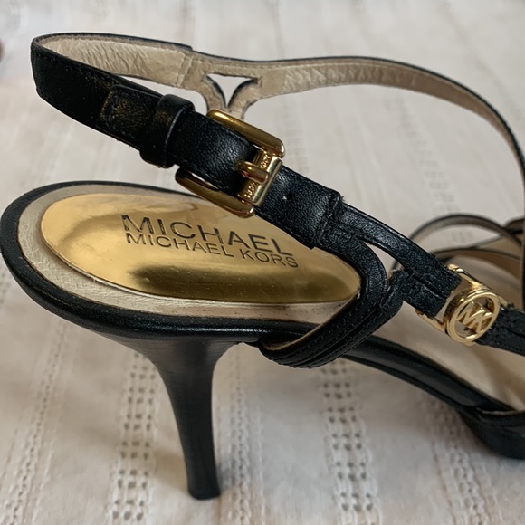 Micheal Kors Black Strapy Heals. Size 8. Good Used Condition. - Picture 8 of 8